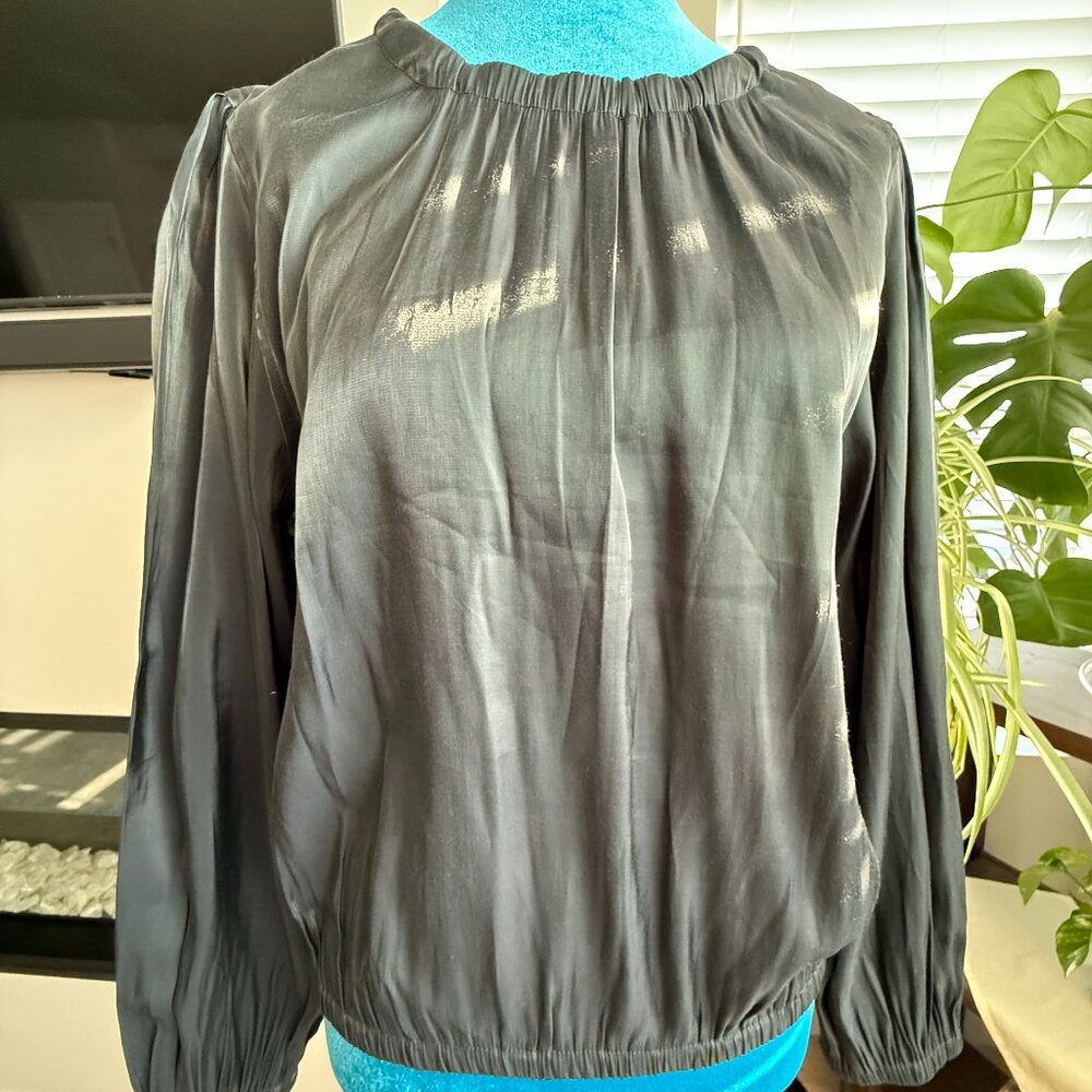 Cloth & Stone Shimmer Blouse – Size Small